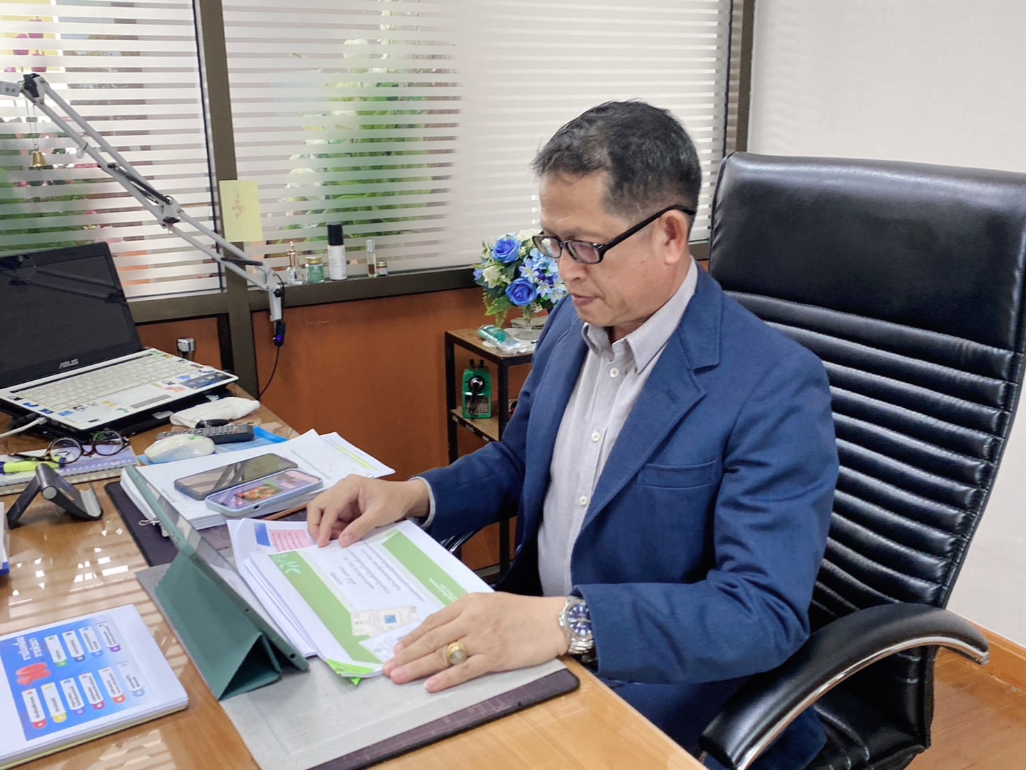 title - ผู้ตรวจราชการ ส.ป.ก. เข้าร่วมการประชุมคณะทำงานตรวจสอบปริมาณน้ำนมโคและประชากรโคนม ระดับเขต ของเขตตรวจราชการที่ 2 ผ่านสื่ออิเล็กทรอนิกส์ระบบการประชุมทางไกล Zoom Meeting